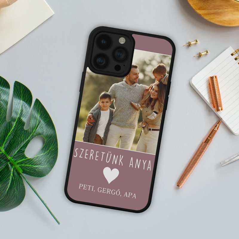 Szeretünk anya telefontok, képpel, nevekkel, mályva háttérrel Lovenir.hu