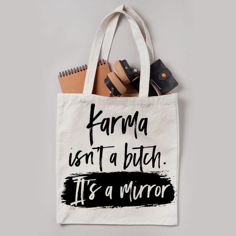 Karma isn't a bitch vászontáska Lovenir.hu
