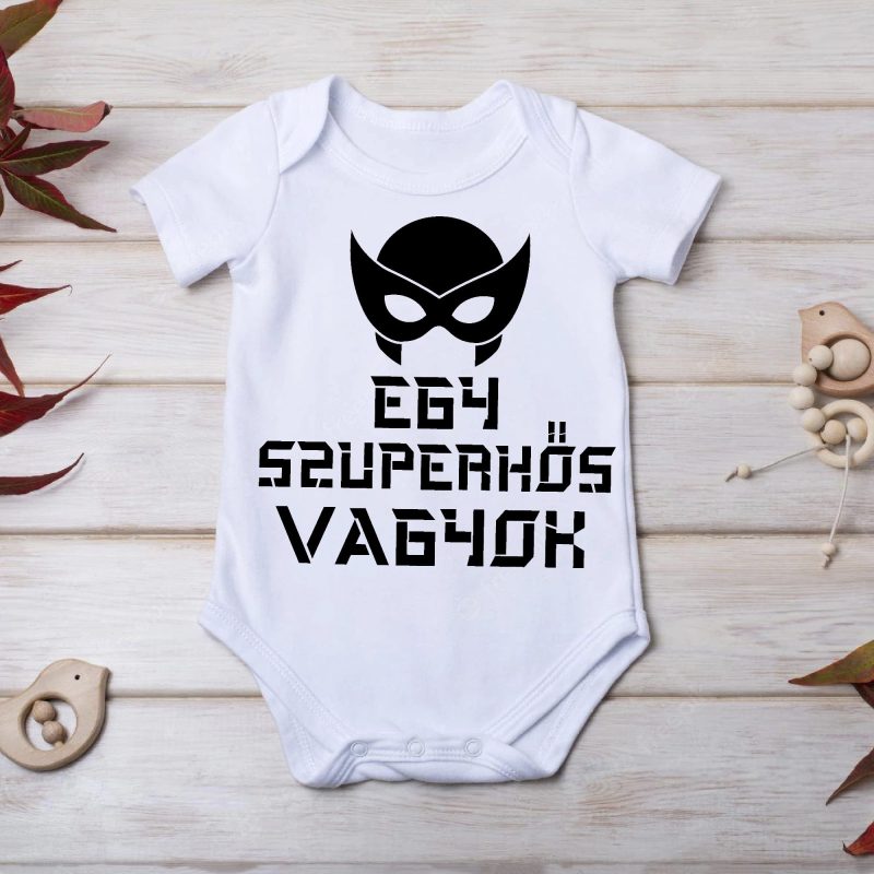 Egy szuperhős vagyok body Lovenir.hu