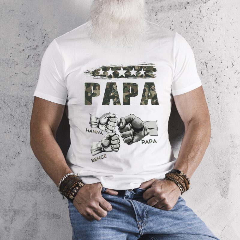 Terepmintás Papa feliratú póló, ökölpacsival, névvel, nevekkel Lovenir.hu